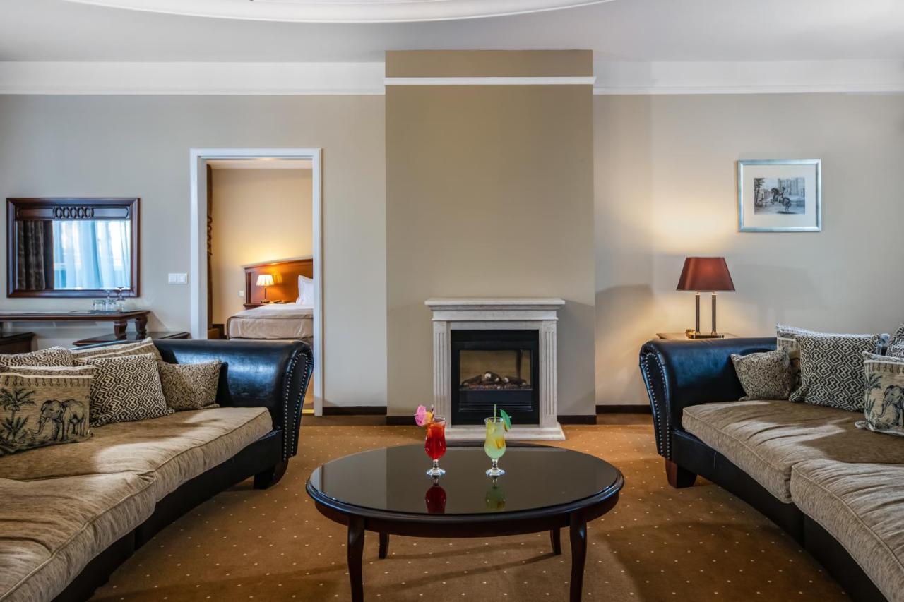 La Contessa Castle Hotel Szilvásvárad エクステリア 写真