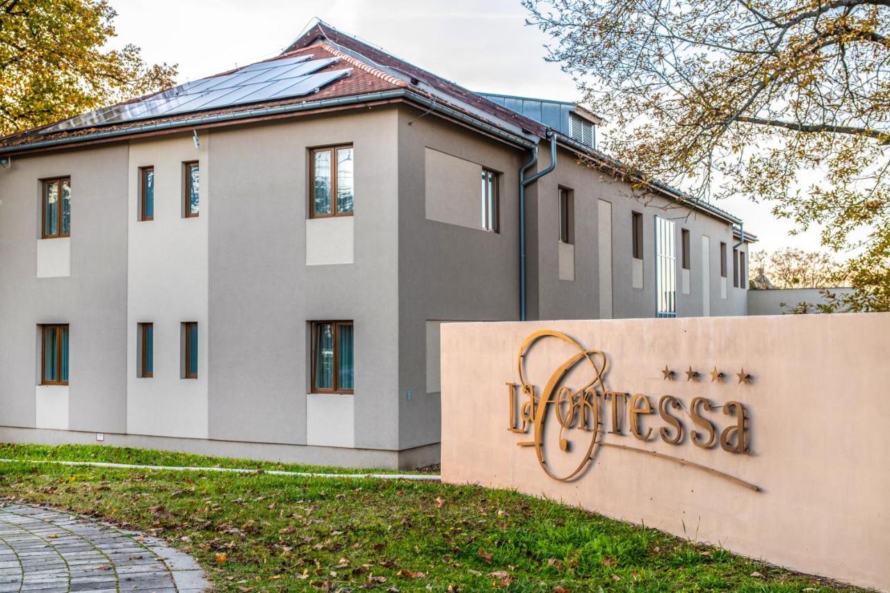 La Contessa Castle Hotel Szilvásvárad エクステリア 写真